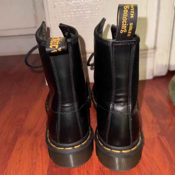 The Original Women’s Doc Martens - Picture 2 of 7